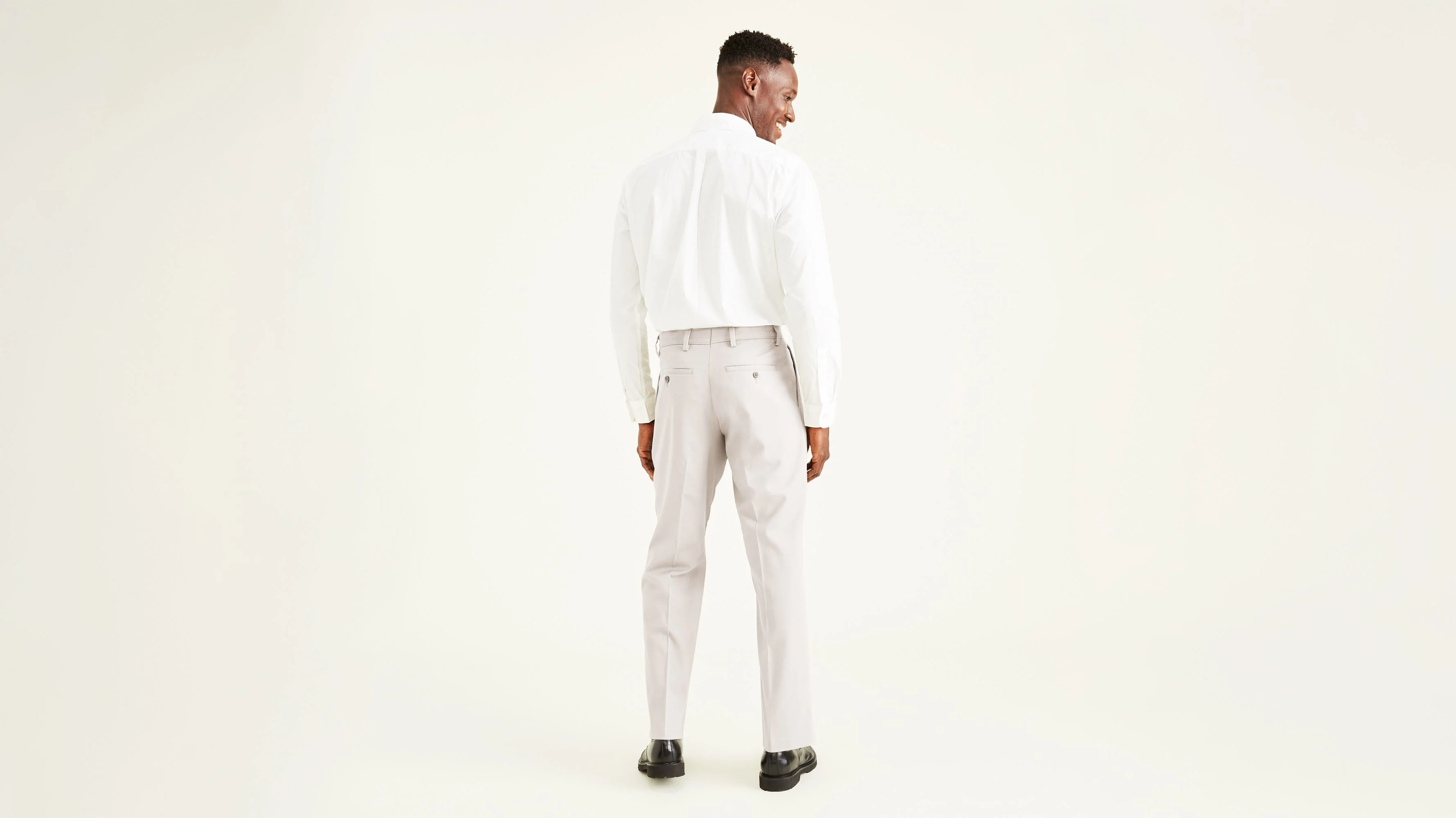 Easy Khakis, Pleated, Classic Fit - Image 3