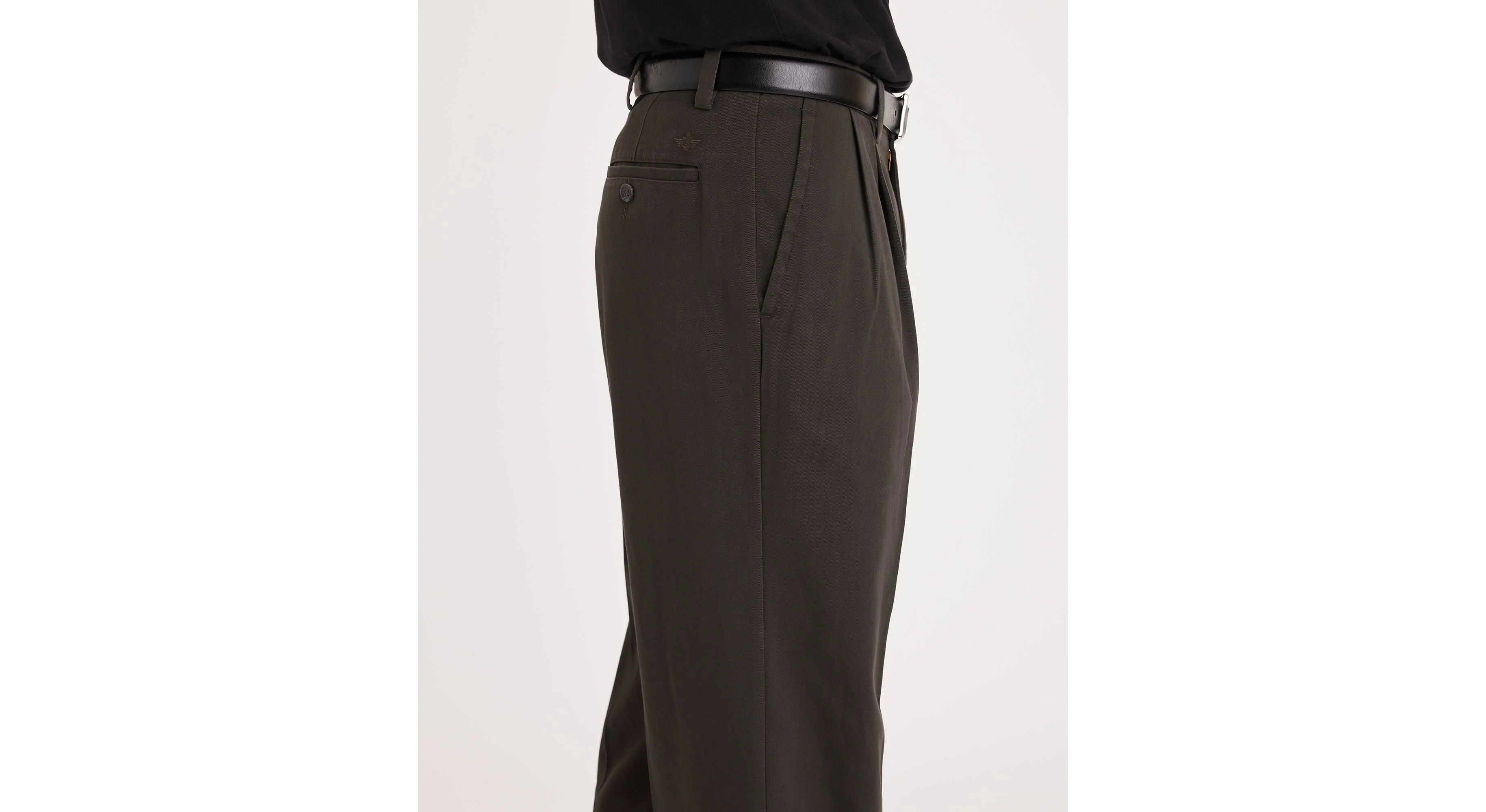 Easy Khakis, Pleated, Classic Fit - Image 4