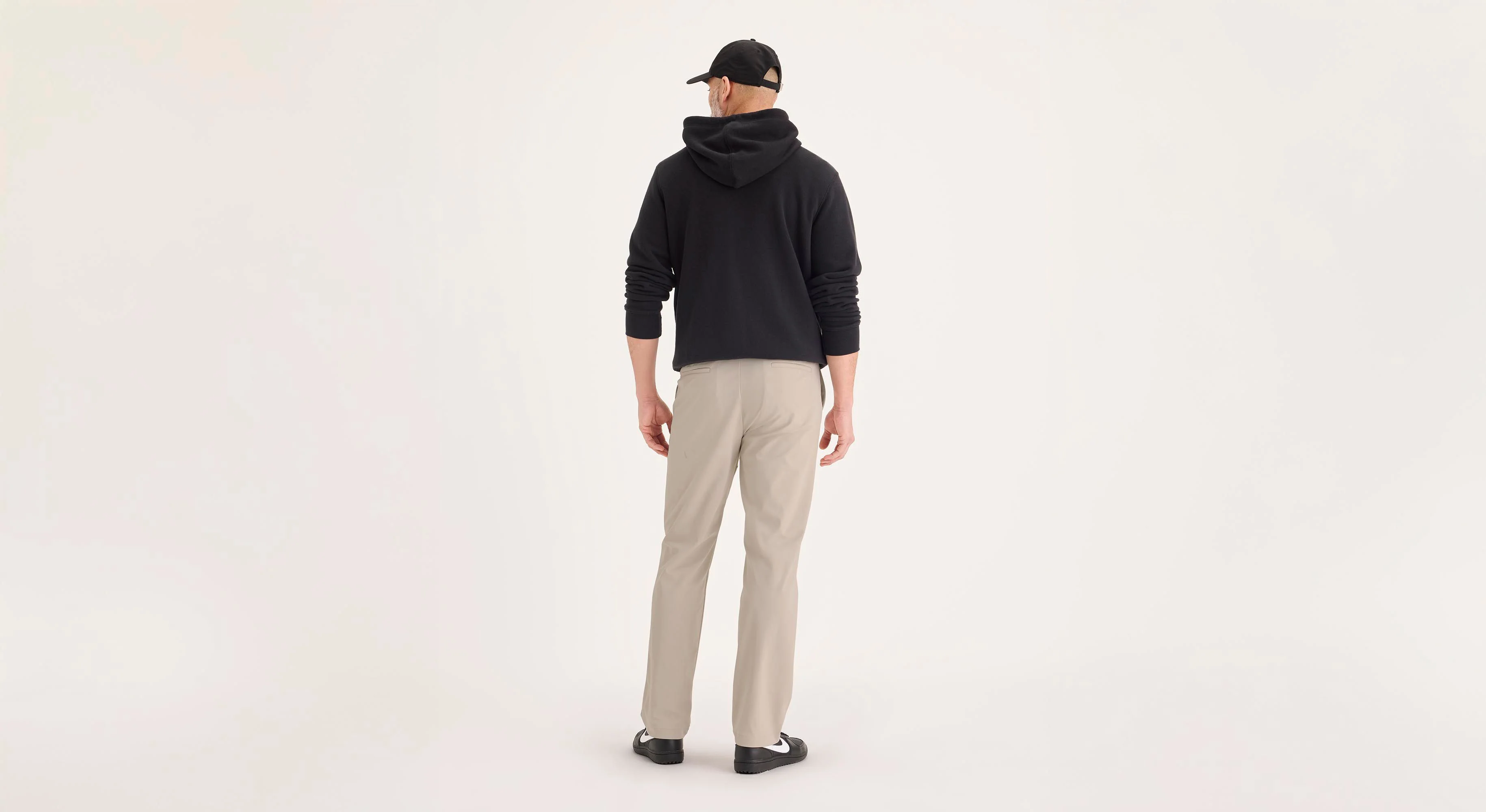 Go Airweave Chino, Straight Fit - Image 3