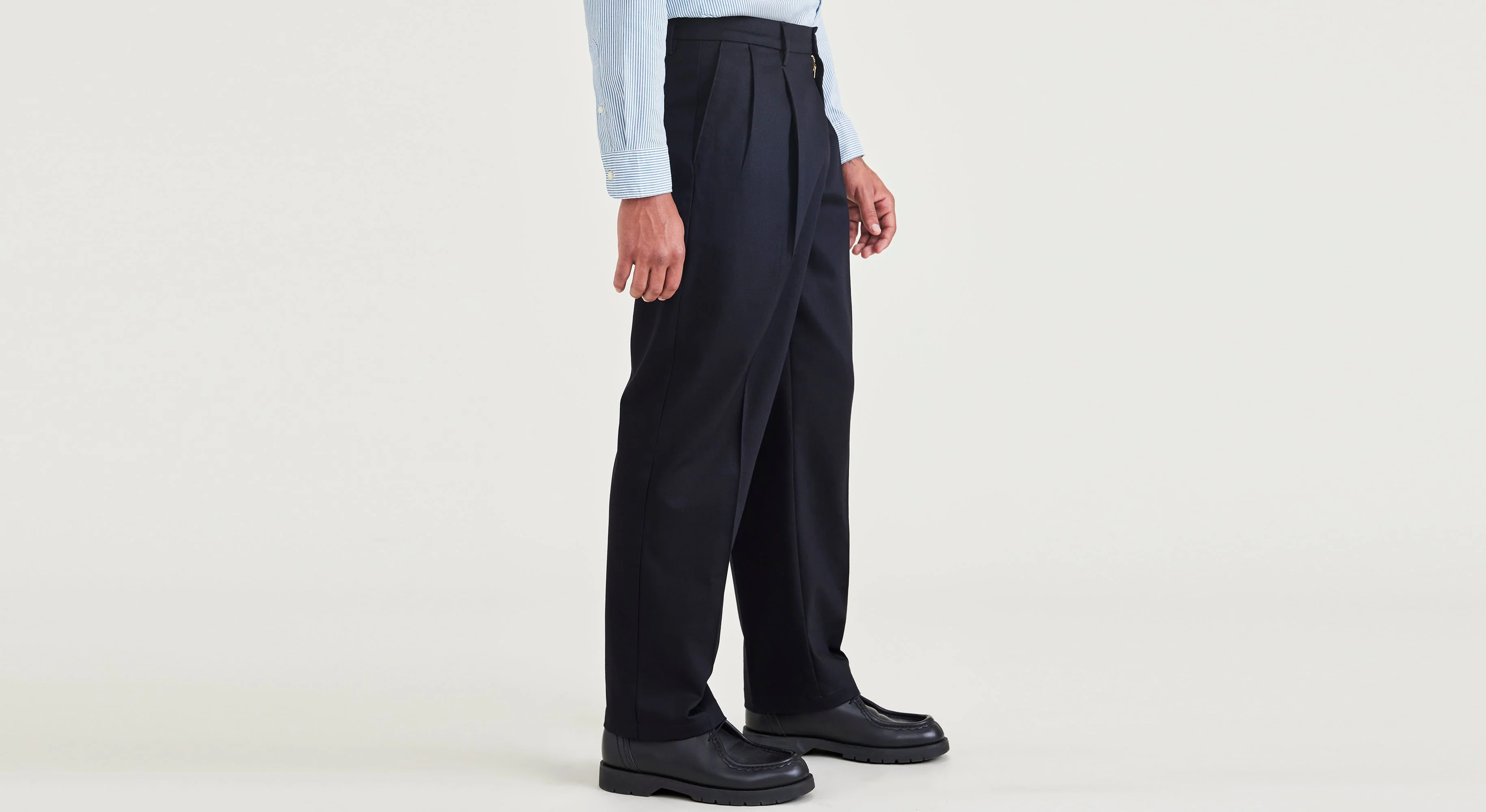 Signature Iron Free Khakis, Pleated, Relaxed Fit with Stain Defender® - Image 3