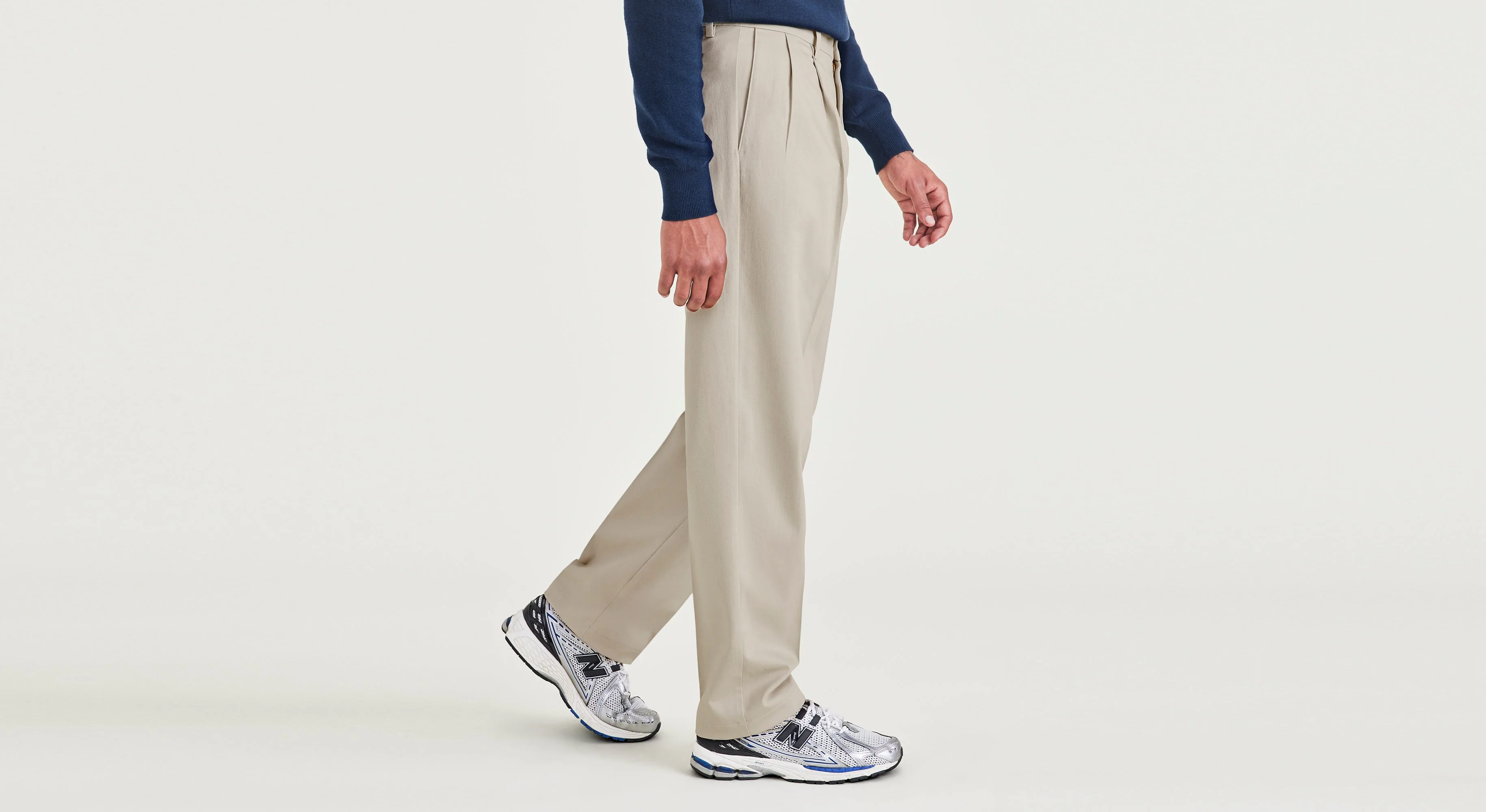 Signature Iron Free Khakis, Pleated, Relaxed Fit with Stain Defender® - Image 3