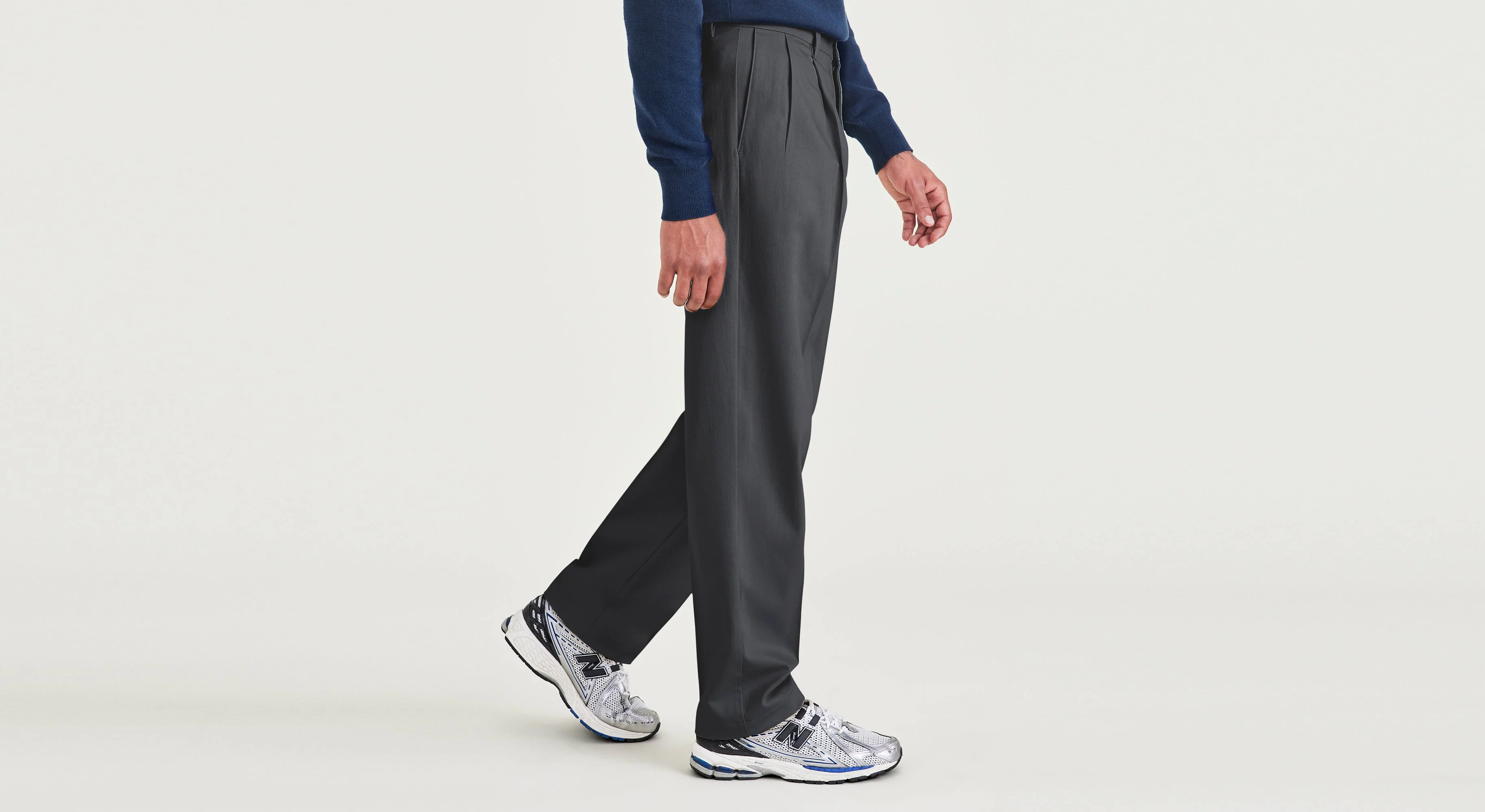 Signature Iron Free Khakis, Pleated, Relaxed Fit with Stain Defender® - Image 3