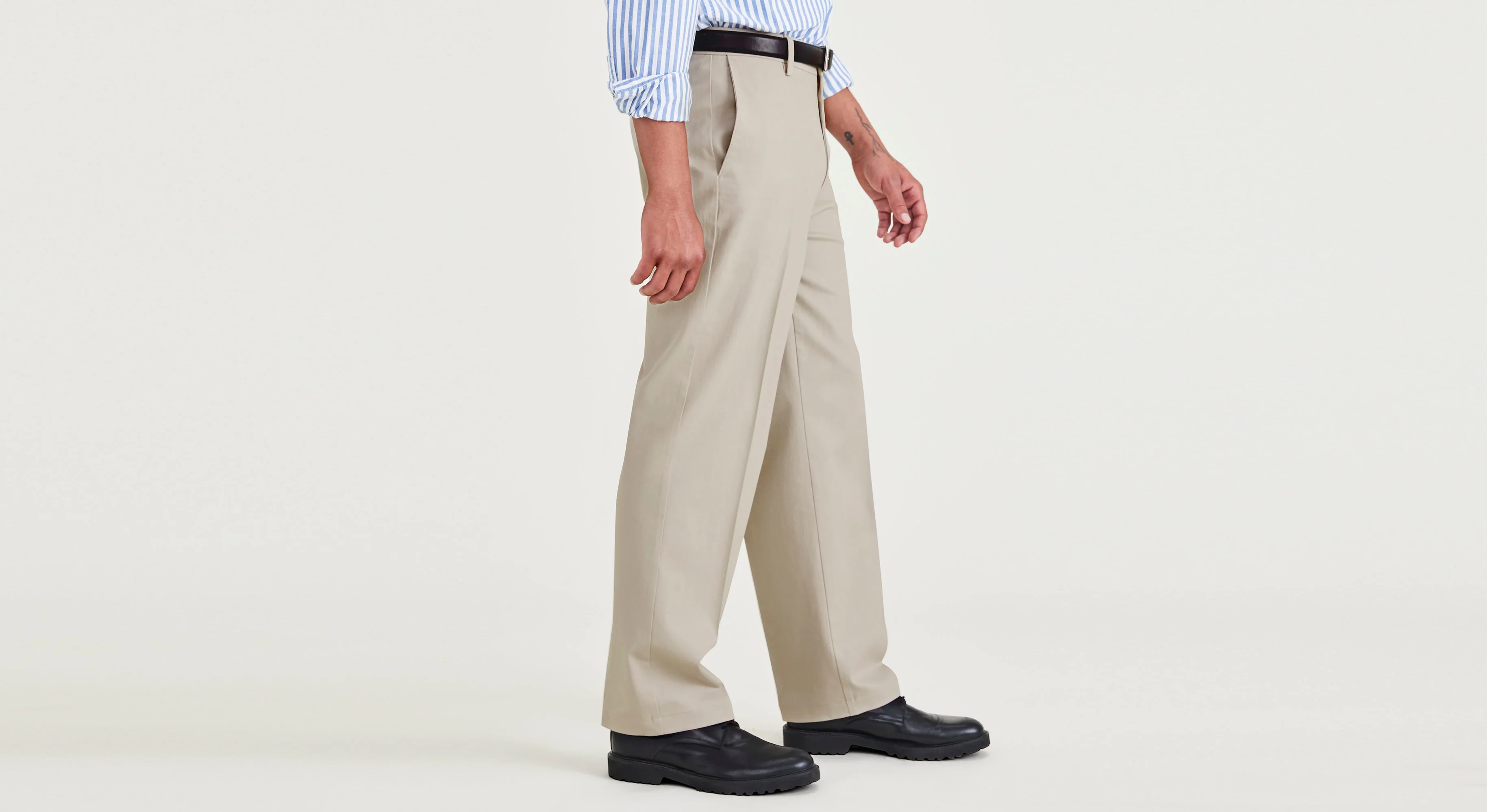 Signature Iron Free Khakis, Relaxed Fit with Stain Defender® - Image 3
