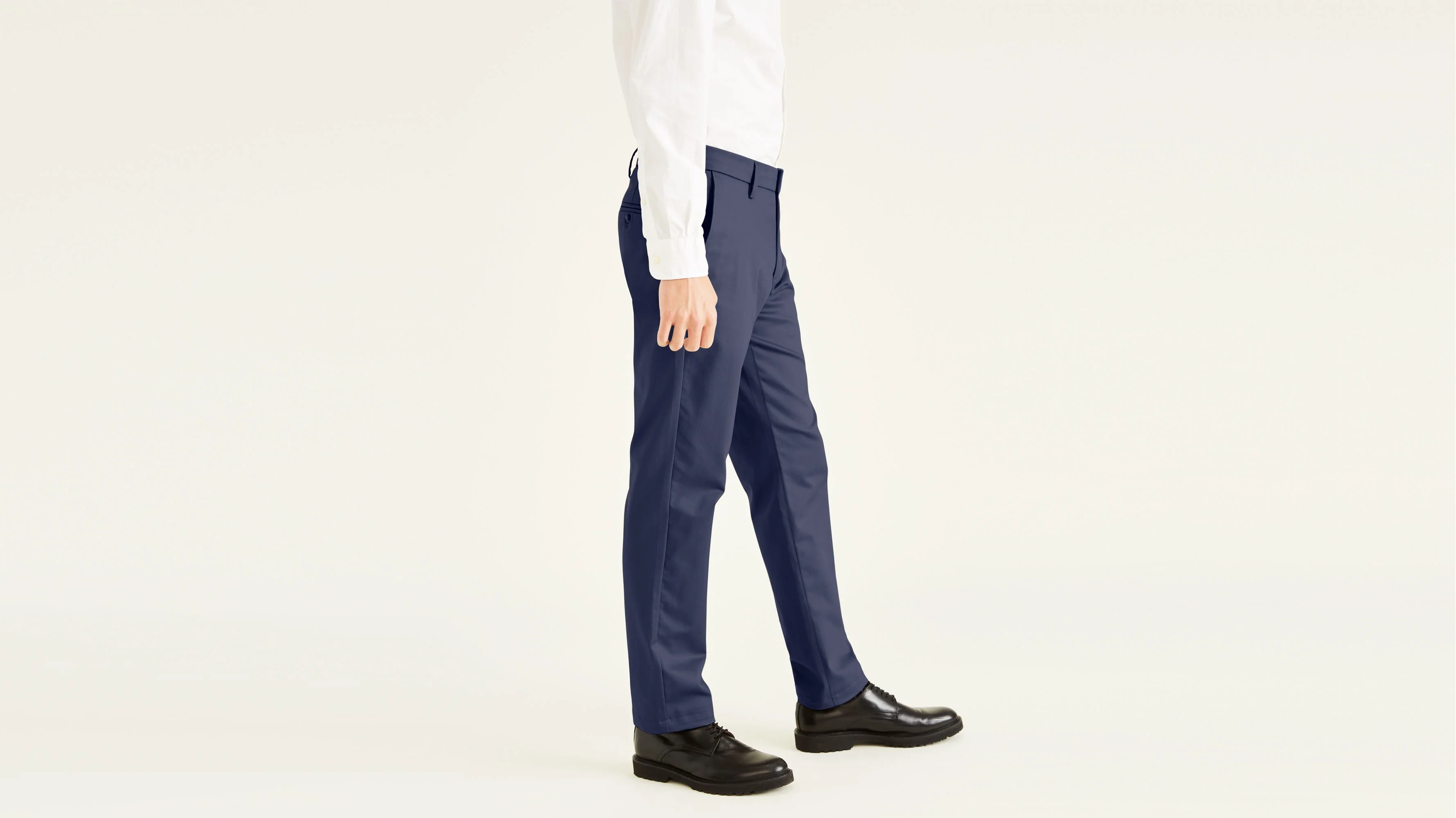 Signature Khakis, Slim Fit - Image 3